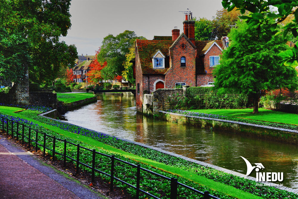 Du học Anh và những điều kiện bắt buộc đối với du học sinh