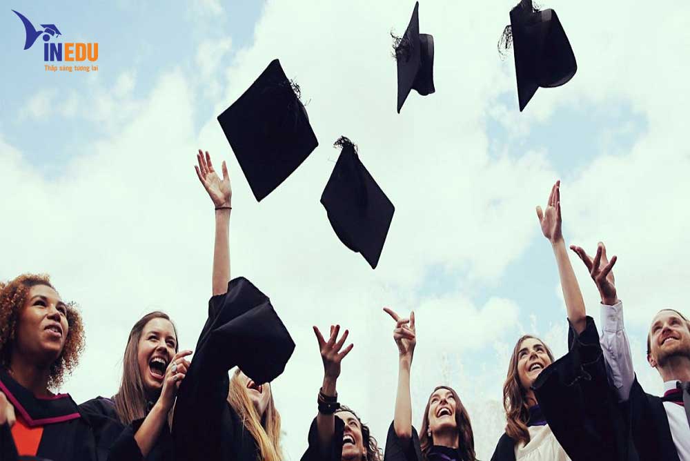 Học bổng du học Anh ngành dược phẩm