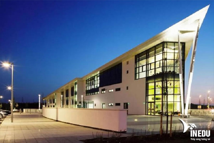 Trường Wakefield College