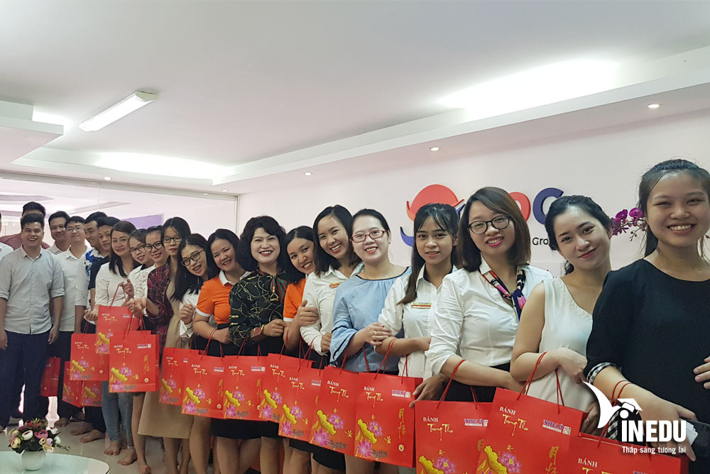 Vui Trung Thu - Tết Sum Vầy với VinEdu