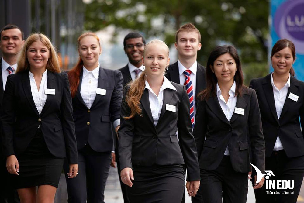 Định hướng du học ngành Du lịch & Khách sạn – Nhà tuyển dụng cần gì?