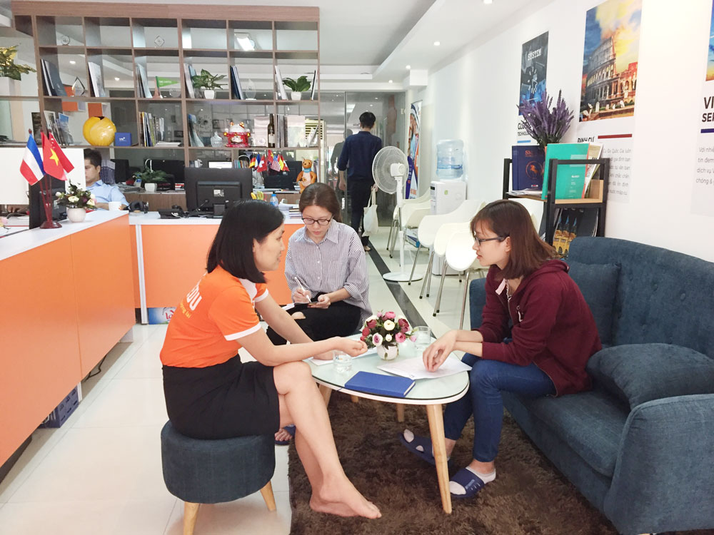 [GÓC VĂN PHÒNG] Tiếp sinh viên du học Thạc sỹ