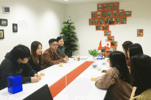 [GÓC VĂN PHÒNG] Chia sẻ kinh nghiệm du học Thụy Sĩ từ du học sinh của trường IBAS