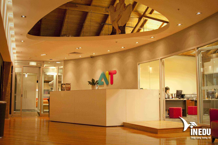 hoc-vien-ait-dich-den-voi-tinh-yeu-cong-nghe-tai-sydney-melbourne