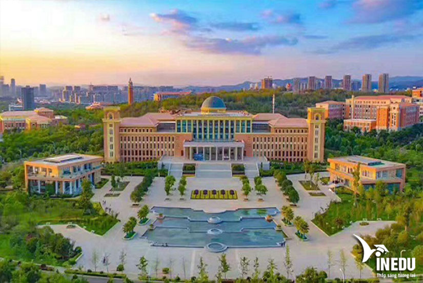 Đại học Vân Nam