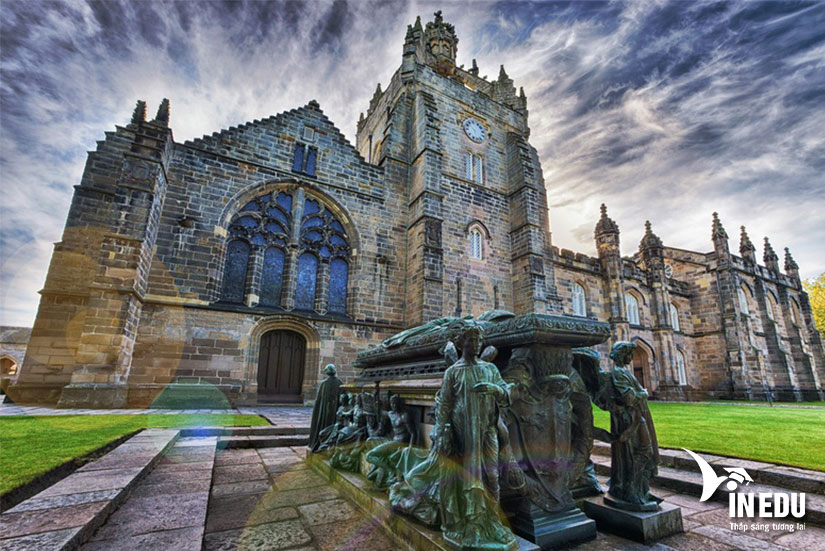Đại học Aberdeen - ngôi trường lâu đời thứ 3 của Scotland