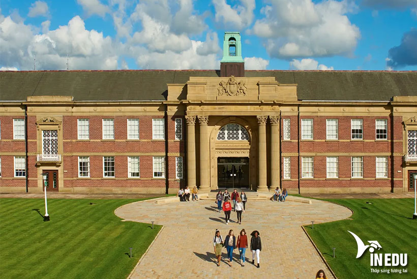 Học bổng du học Anh giá trị cao tại Edge Hill University