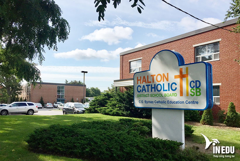 Trung học Halton District School Board – Chương trình đào tạo, Học phí