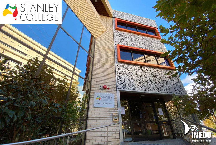 Stanley College – Chương trình đào tạo, Học phí