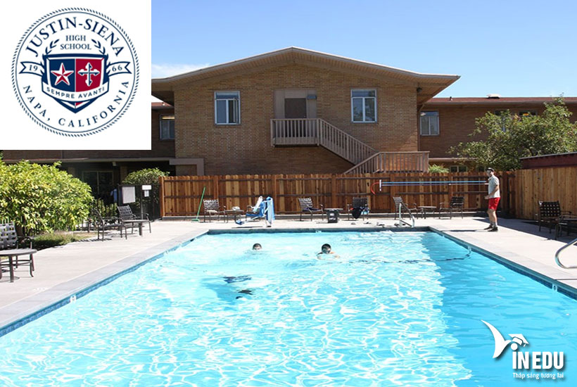 Justin-Siena High School – Chương trình đào tạo, Học phí